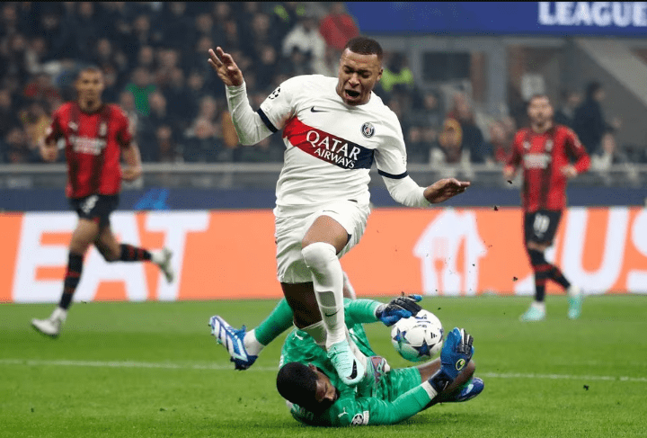 Mbappe's Hat-Trick Propels PSG to Summit in Ligue 1