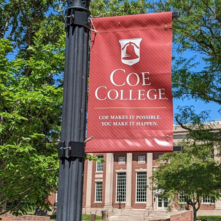 Coe College Global Leadership Full Tuition Scholarship 2024